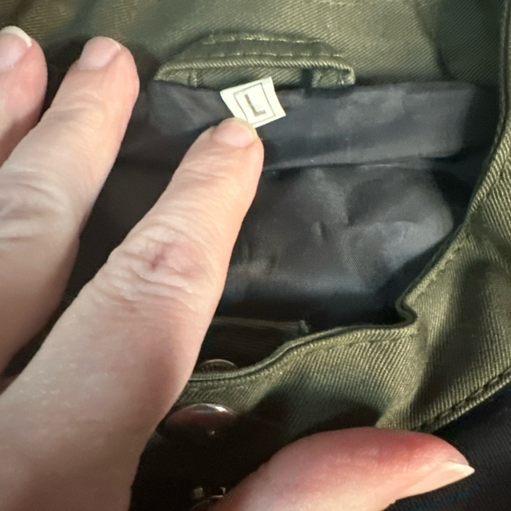 Women's Olive and Black Tactical Vest - Picture 5 of 10